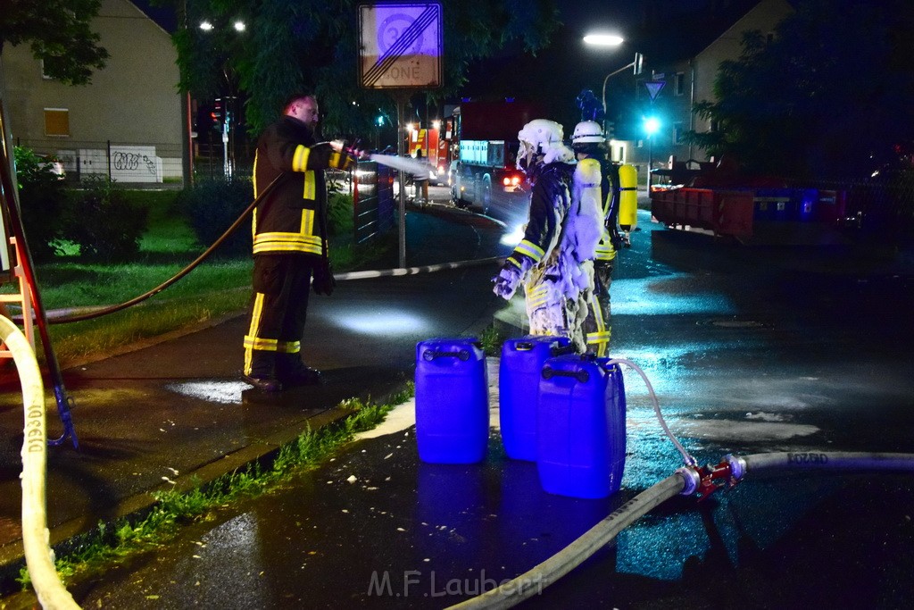 Grossfeuer Einfamilienhaus Siegburg Muehlengrabenstr P0515.JPG - Miklos Laubert